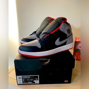 Air Jordan 1 NIB